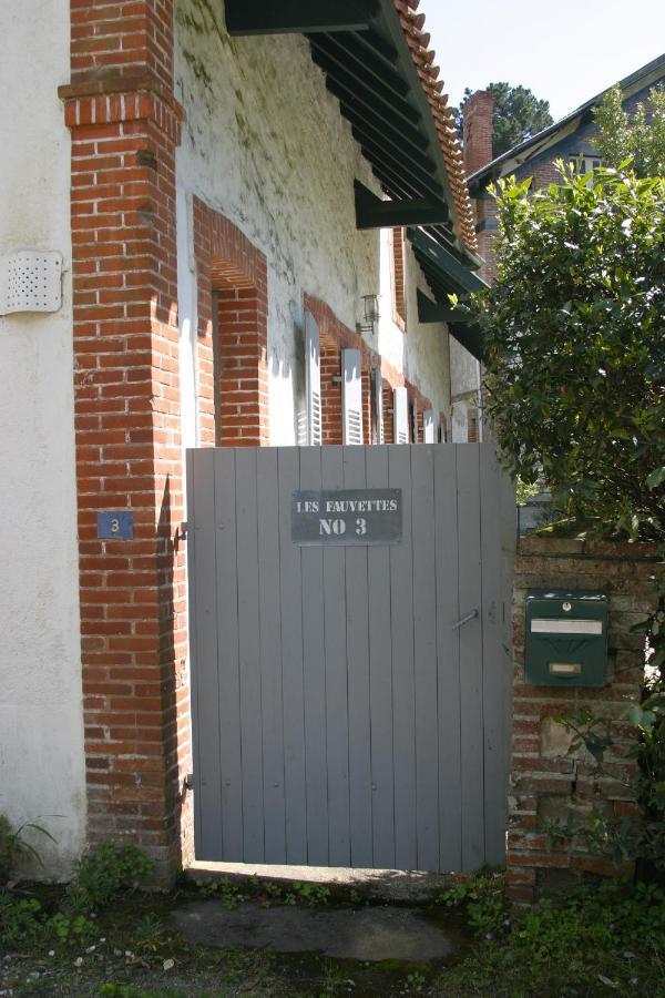 Villa Traditionnelle Pour 8 - 550M De La Plage Noirmoutier-en-l'Ile Esterno foto